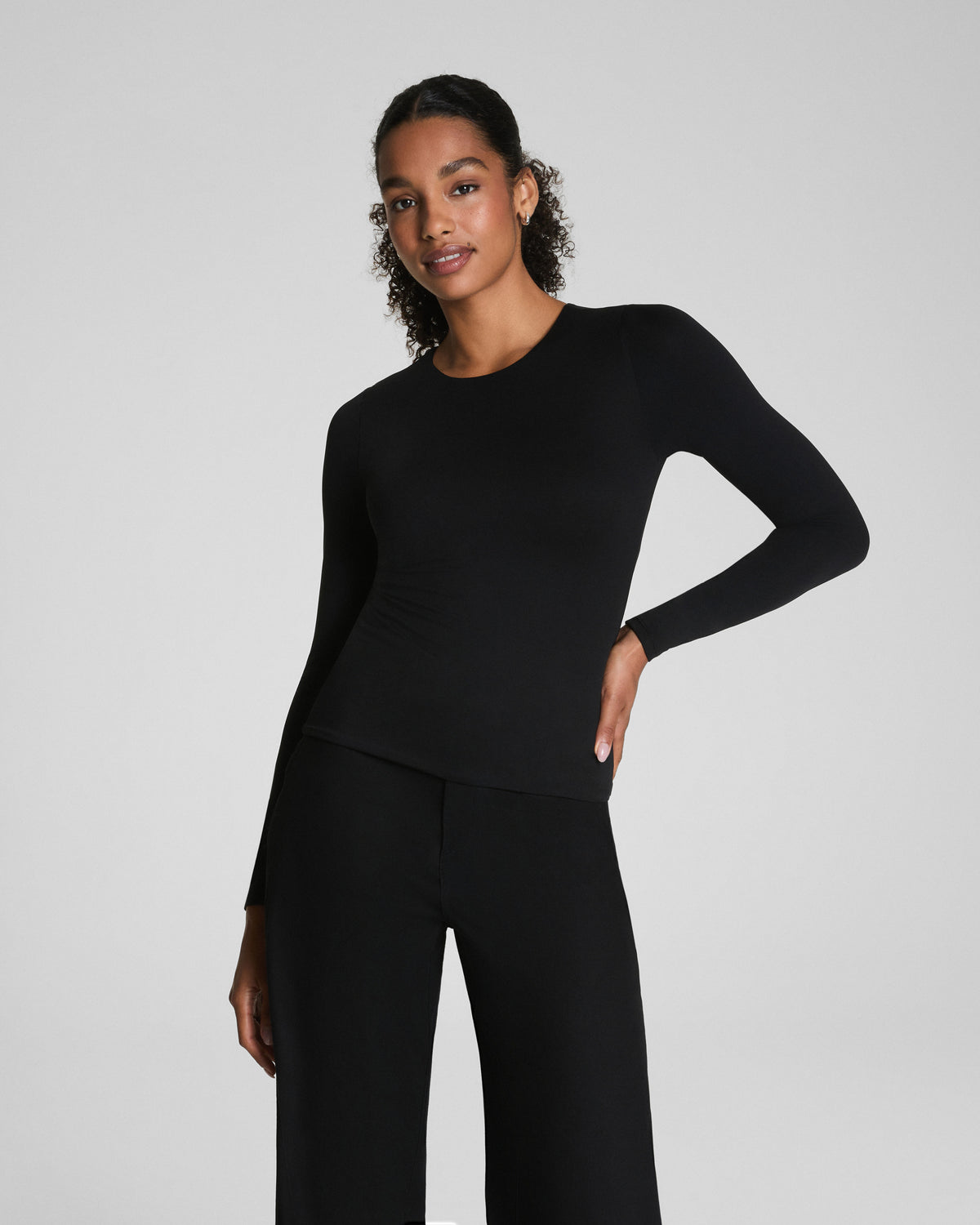 21482R-ClassicBlack_PDP_043_V1cl