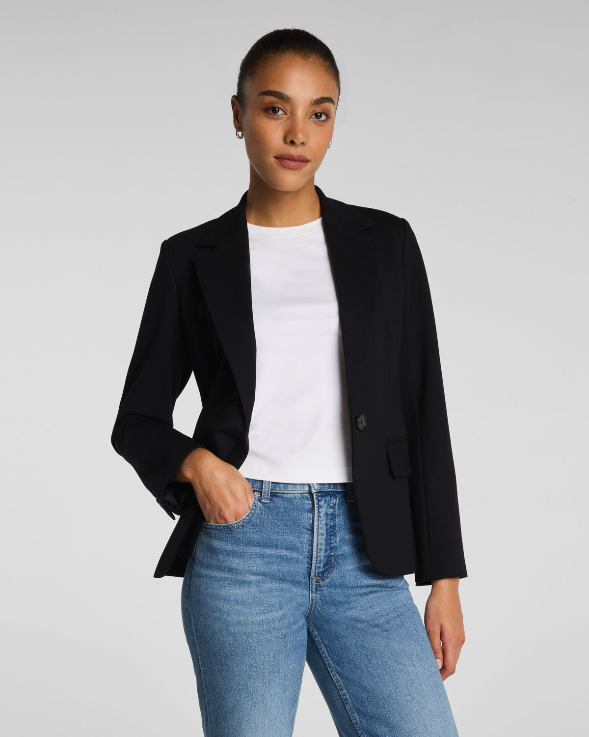 22375R-ClassicBlack_PDP_023_LL_v3